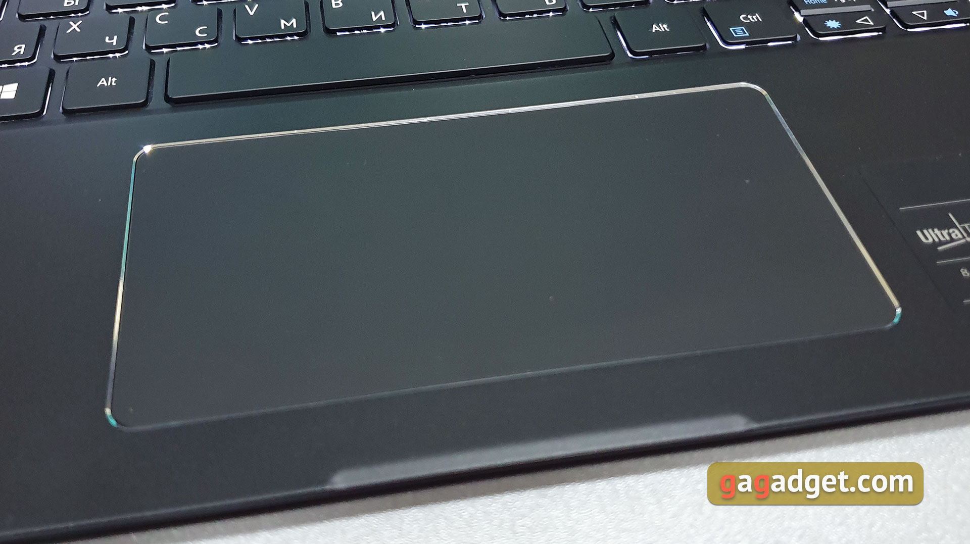 Обзор Acer Swift 7 (2018): ультрабук толщиной со смартфон-27