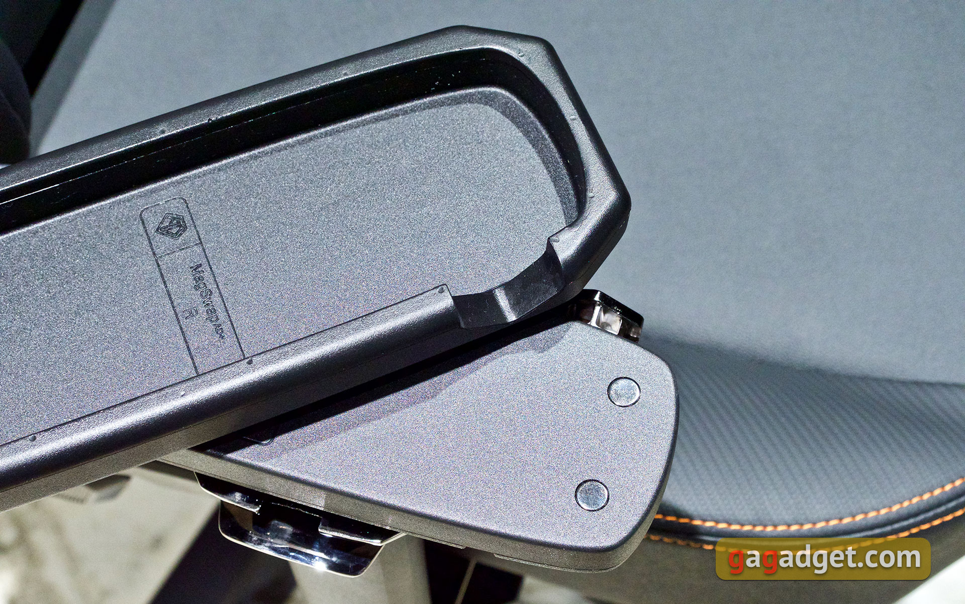 Throne for Gaming: Anda Seat Kaiser 3 XL Review-32