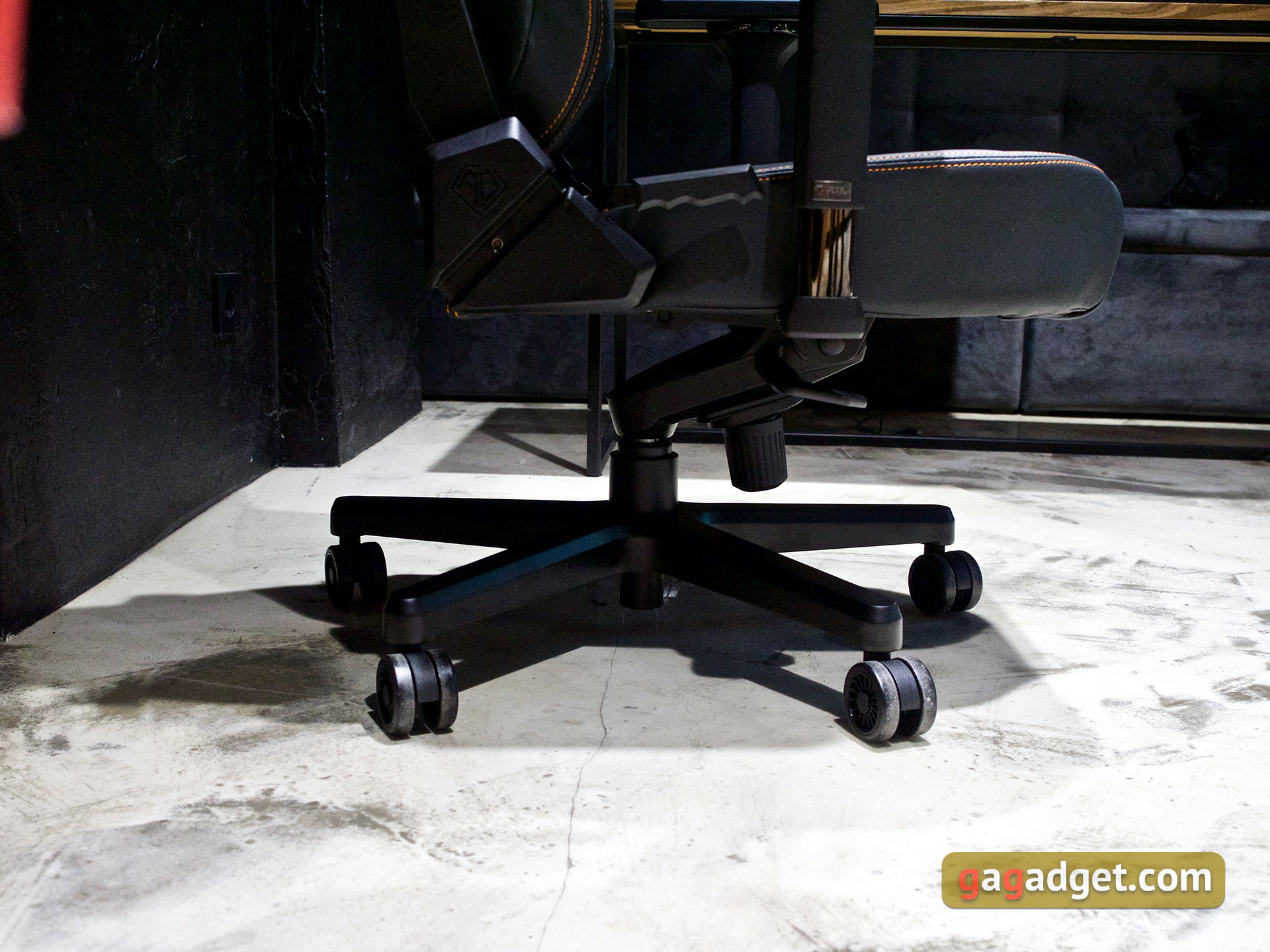 Throne for Gaming: Anda Seat Kaiser 3 XL Review-63
