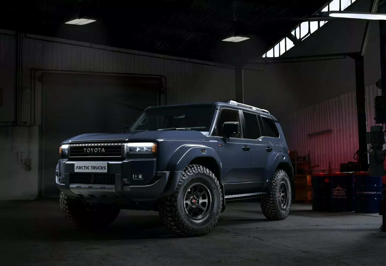 Toyota Land Cruiser 250 AT37 with increased ground clearance