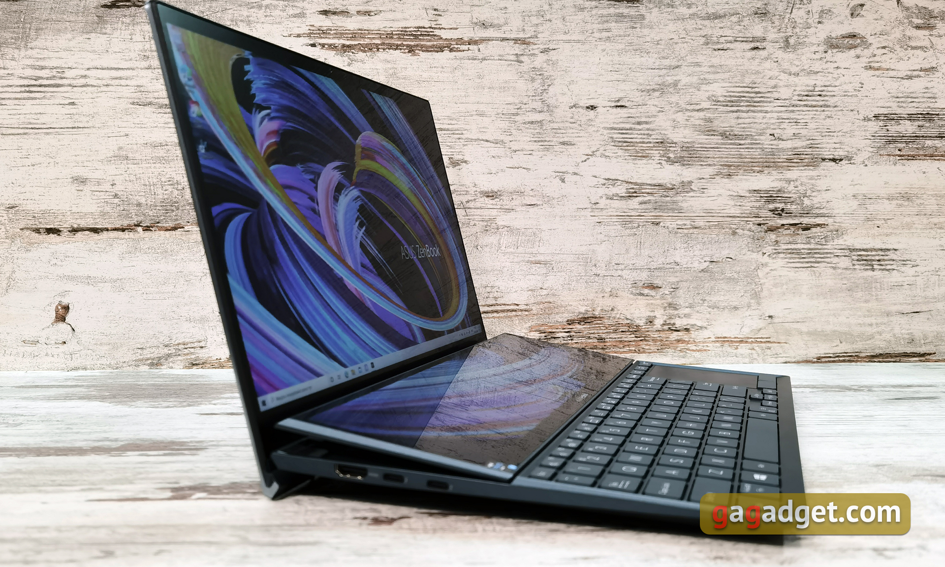 CES 2021: ASUS TUF Gaming Dash F15 и ASUS ZenBook Duo своими глазами-12