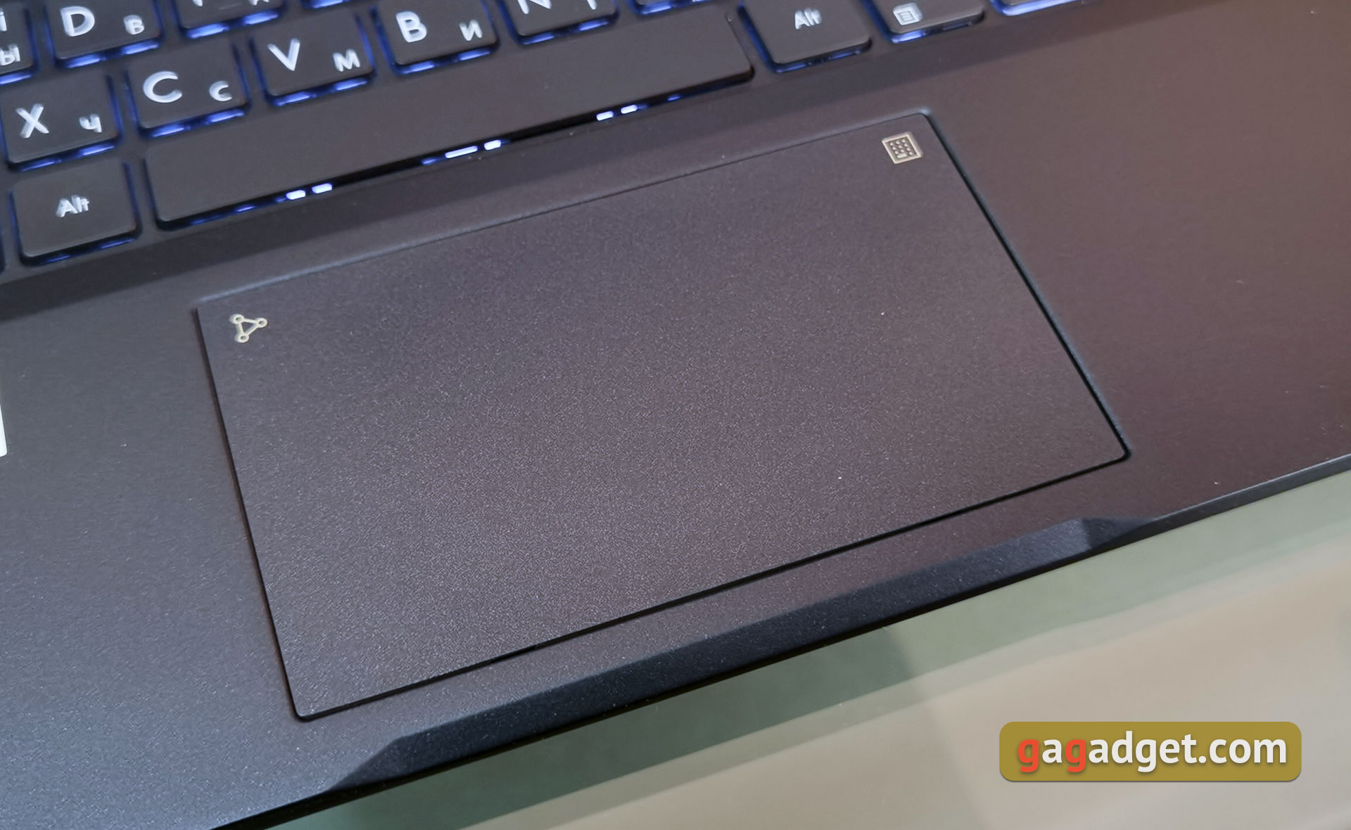 Огляд ASUS ExpertBook B5: надійний бізнес-ноутбук з вражаючою автономністю-25