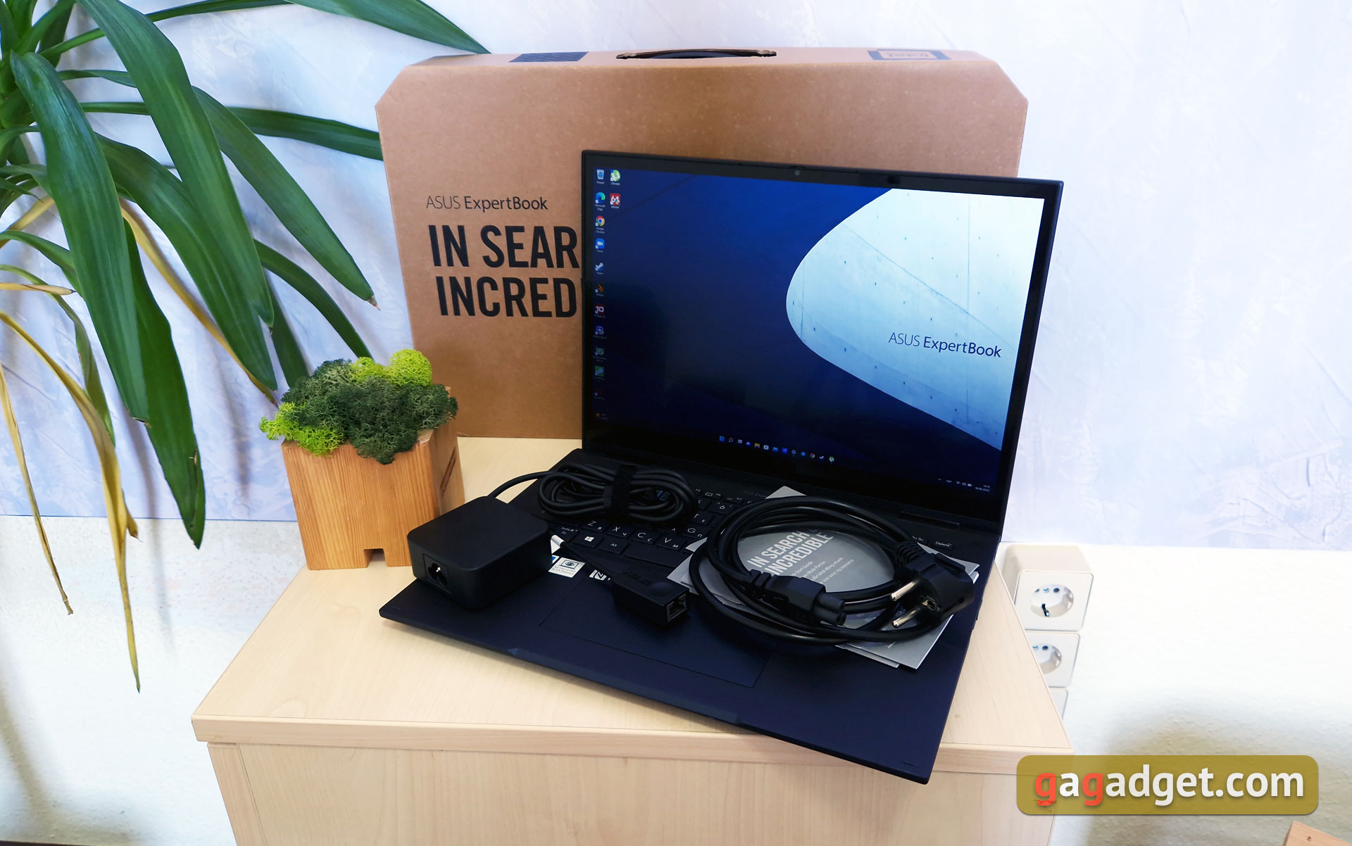 Огляд ASUS ExpertBook B7 Flip (B7402FEA): флагманський корпоративний ноутбук з надійним корпусом-3