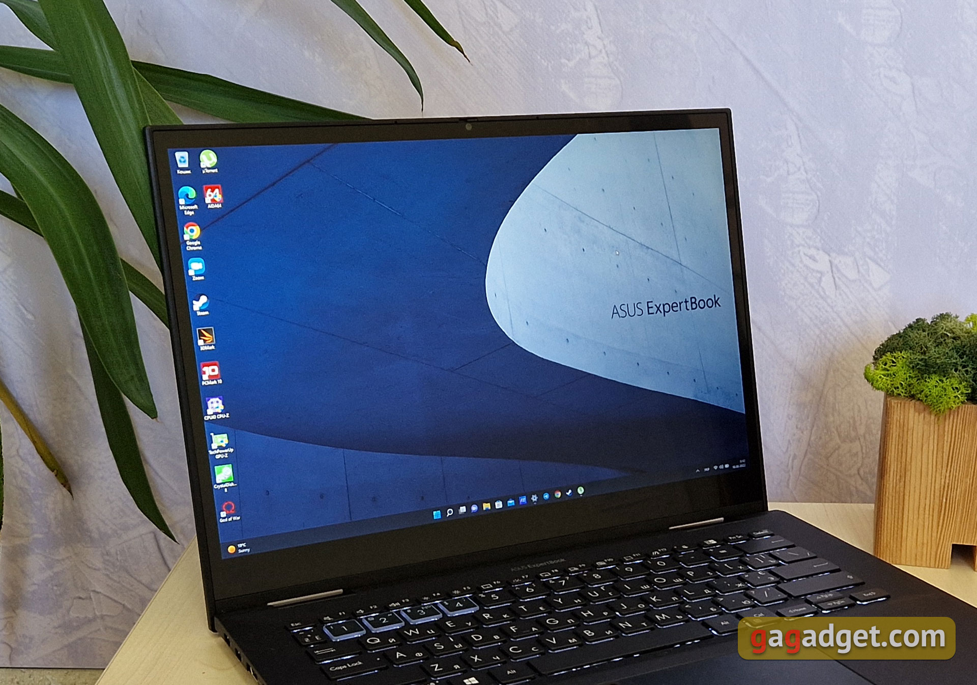Огляд ASUS ExpertBook B7 Flip (B7402FEA): флагманський корпоративний ноутбук з надійним корпусом-38