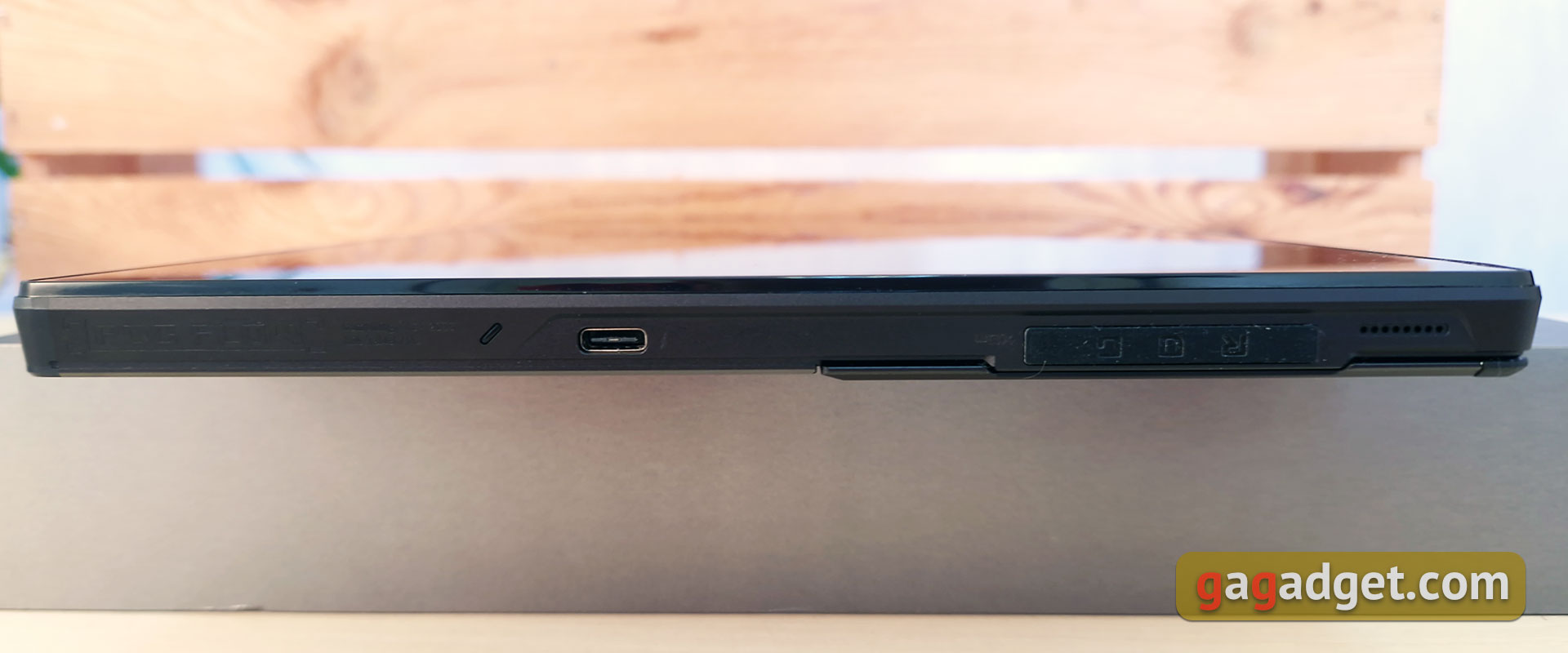 ASUS ROG Flow Z13 (2022): найпотужніший ігровий планшет-12