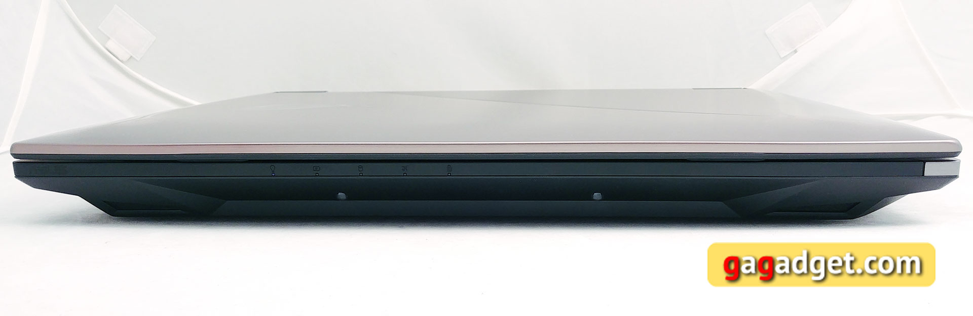 asus-rog-g703vi-17.jpg