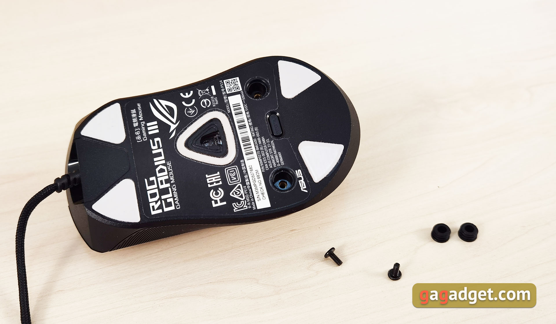 Обзор ASUS ROG Gladius III: молниеносная игровая мышь со сменными кнопками-19