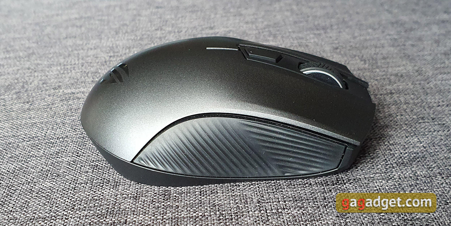 Обзор ASUS ROG Strix Carry: беспроводная игровая мышь для геймеров-путешественников-12