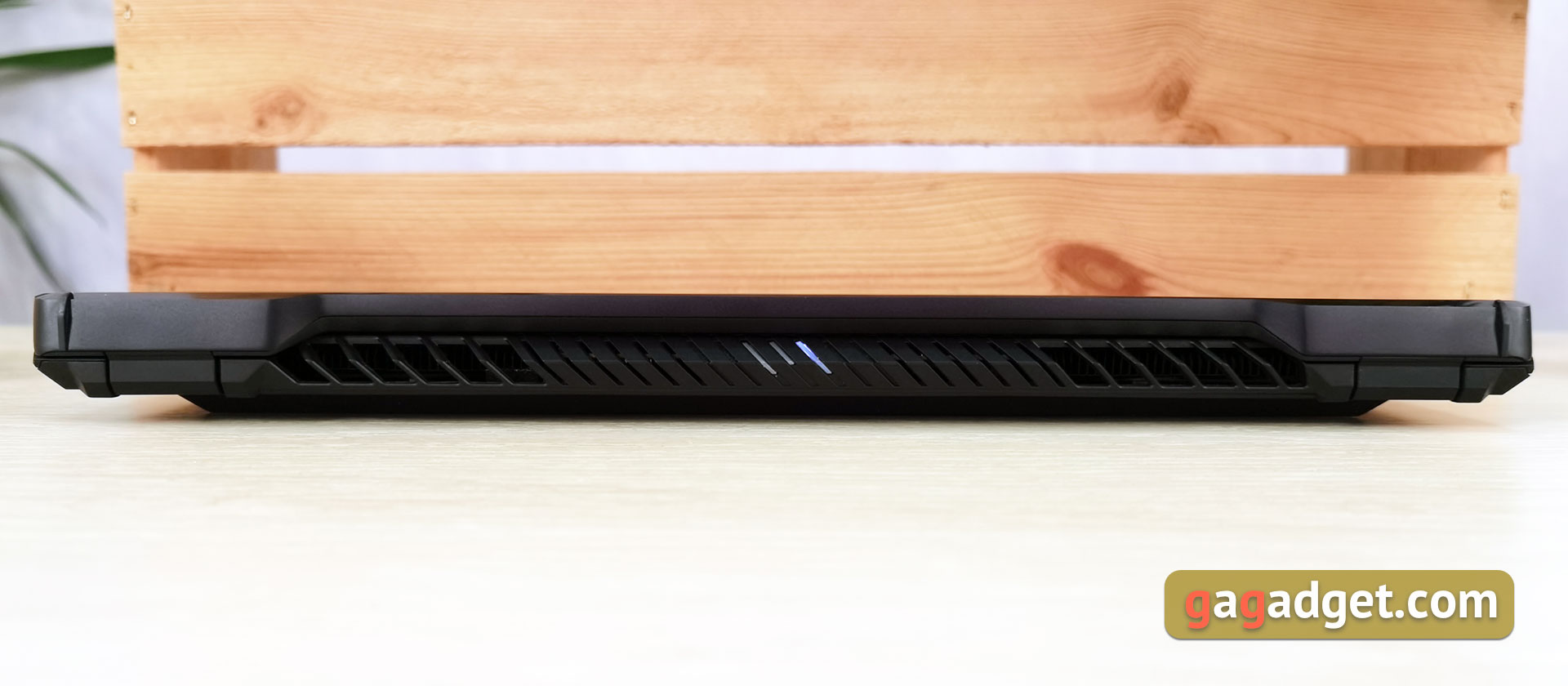ASUS ROG Zephyrus M16: забійна сила 16-дюймового калібру-10