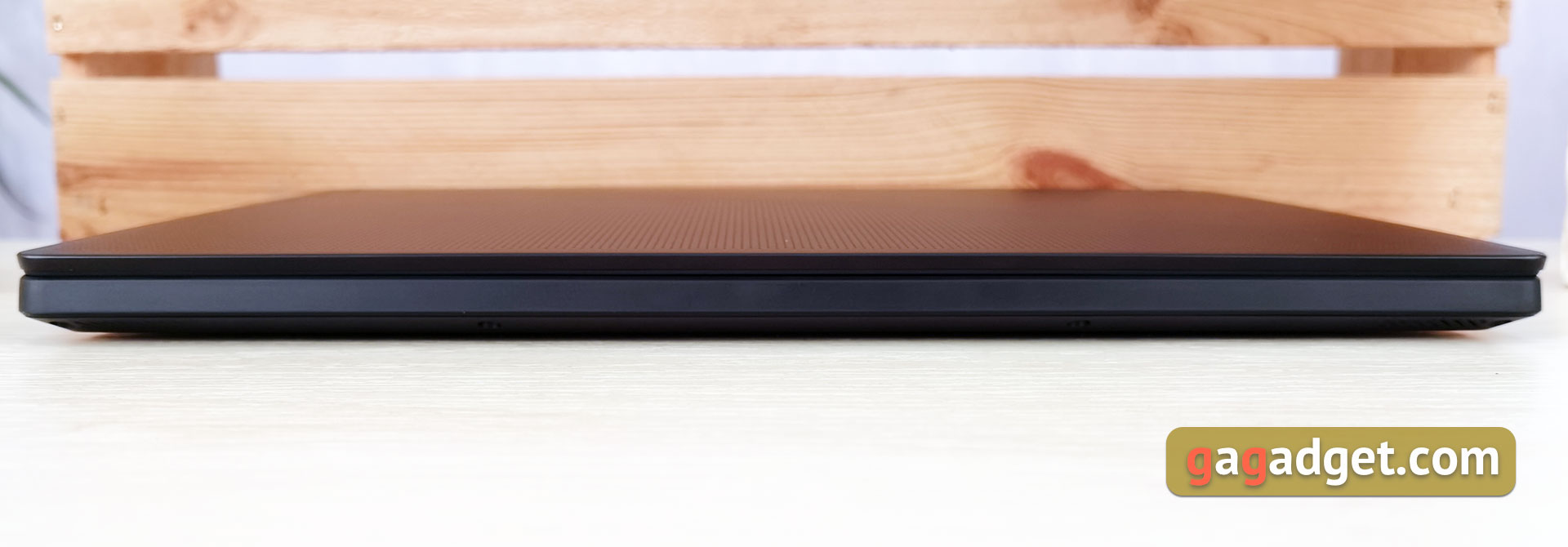 ASUS ROG Zephyrus M16: забійна сила 16-дюймового калібру-14