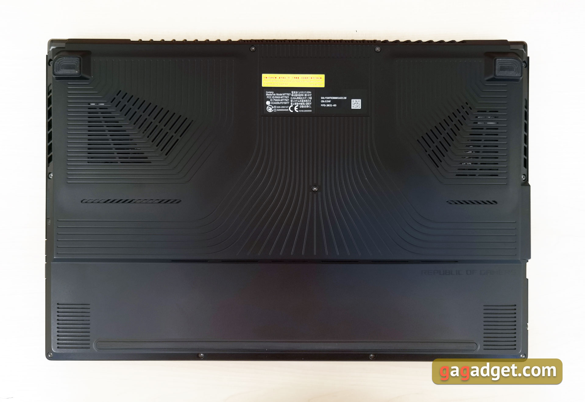 Огляд ASUS ROG Zephyrus S17 GX703: ігровий ноутбук на всі гроші-13