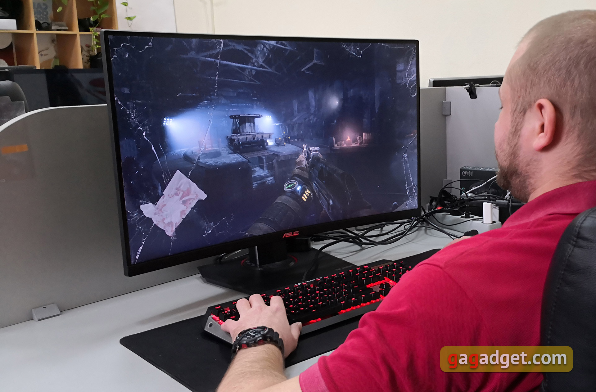Огляд ASUS TUF Gaming VG32VQ: вигнутий геймерський монітор з 144 Гц VA-матрицею та приємною вартістю-104