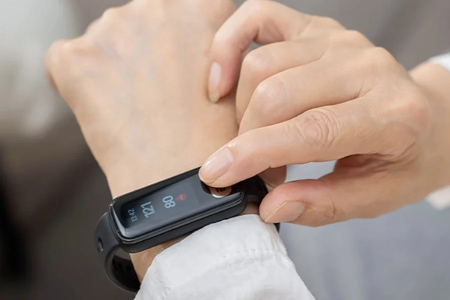 Measuring blood pressure on Asus VivoWatch 6 Aero