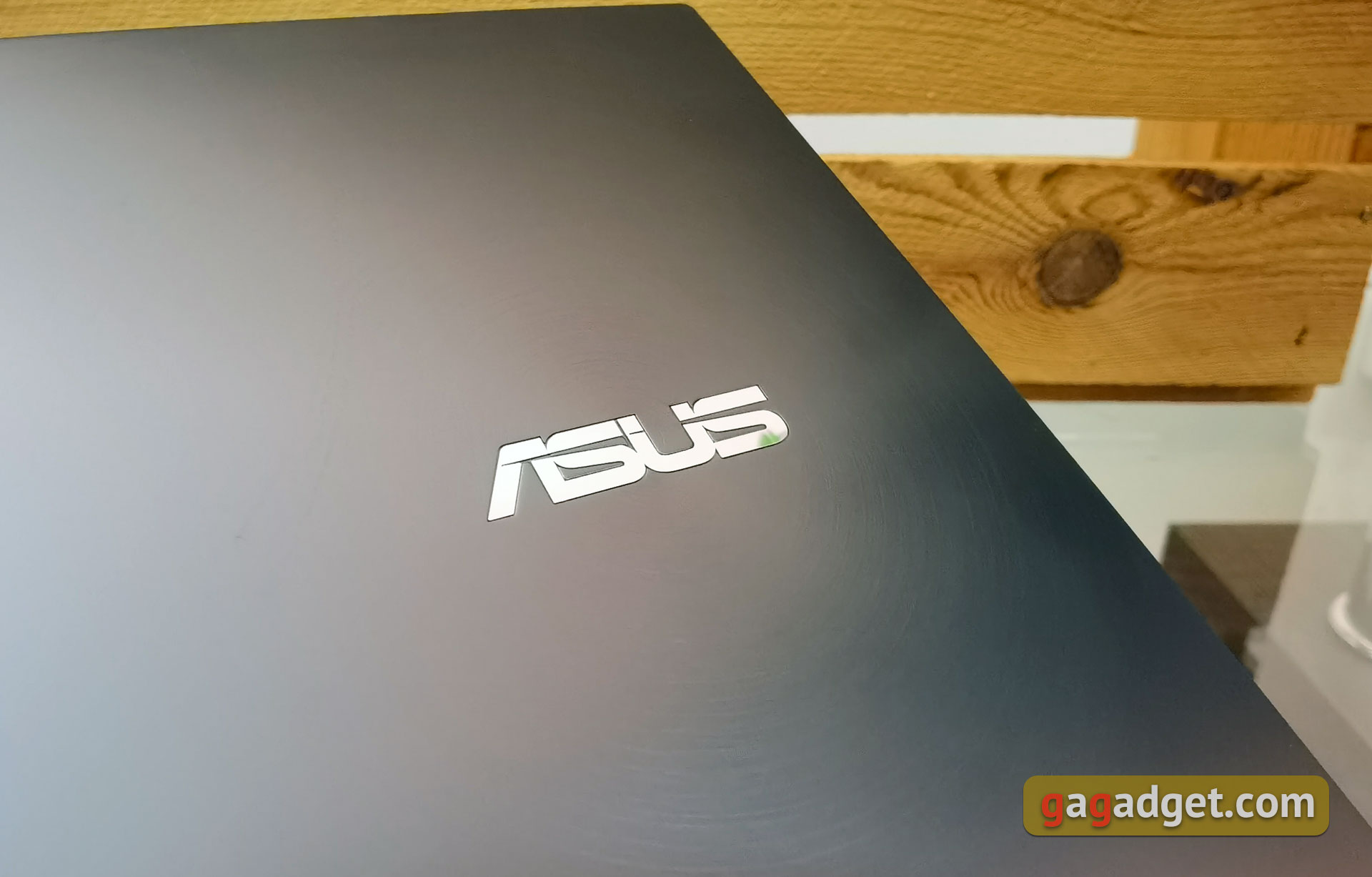 Огляд ASUS Zenbook 14 Flip OLED (UP5401E): потужний ультрабук-трансформер з OLED-екраном-9