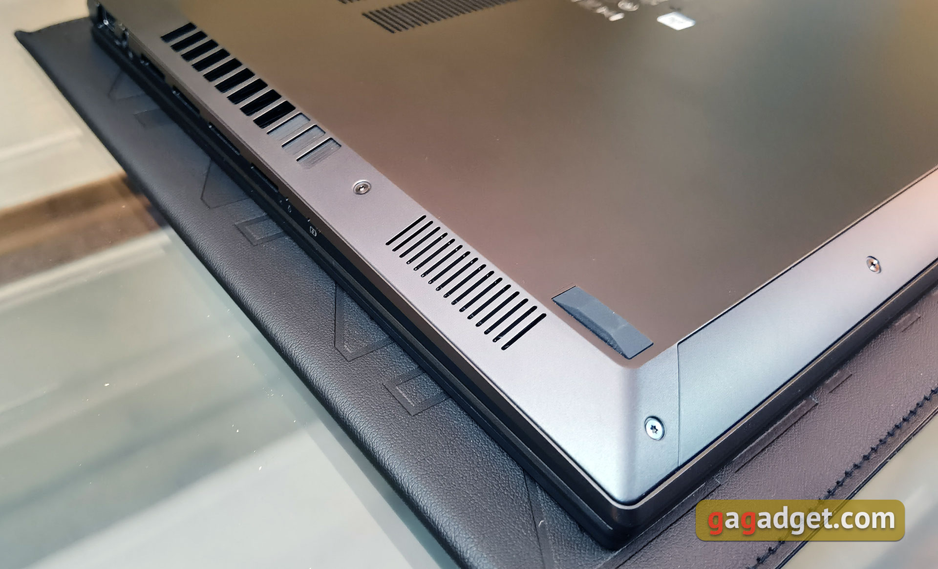 Огляд ASUS Zenbook 14 Flip OLED (UP5401E): потужний ультрабук-трансформер з OLED-екраном-108