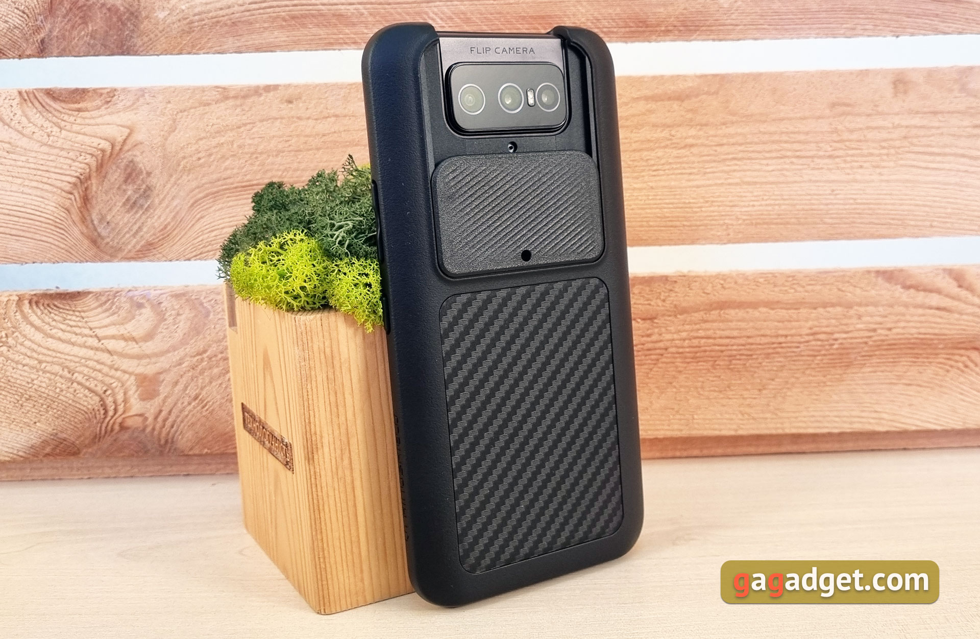 Обзор ASUS ZenFone 8 Flip: когда фронтальная камера на три объектива-10