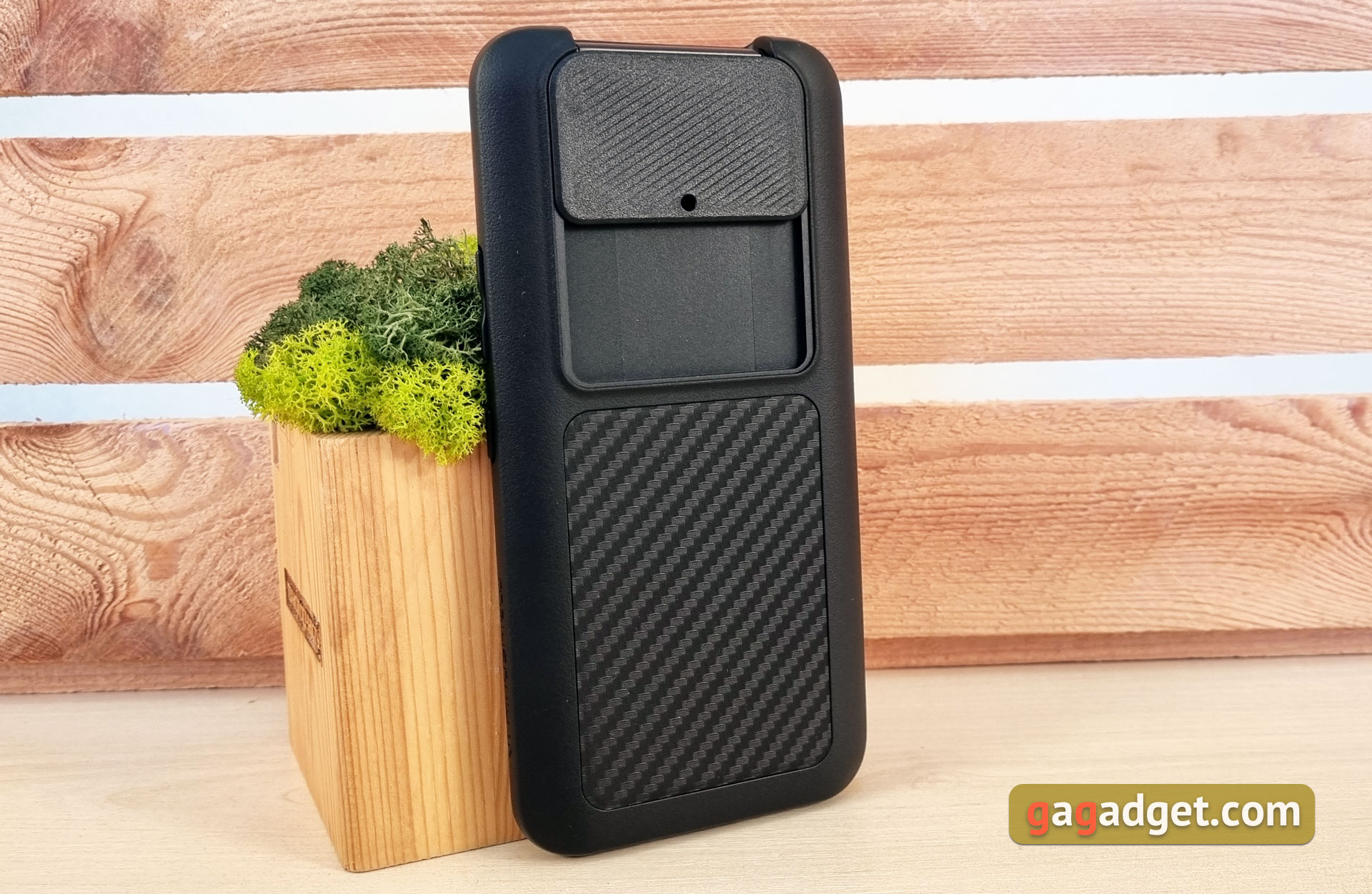 Обзор ASUS ZenFone 8 Flip: когда фронтальная камера на три объектива-11