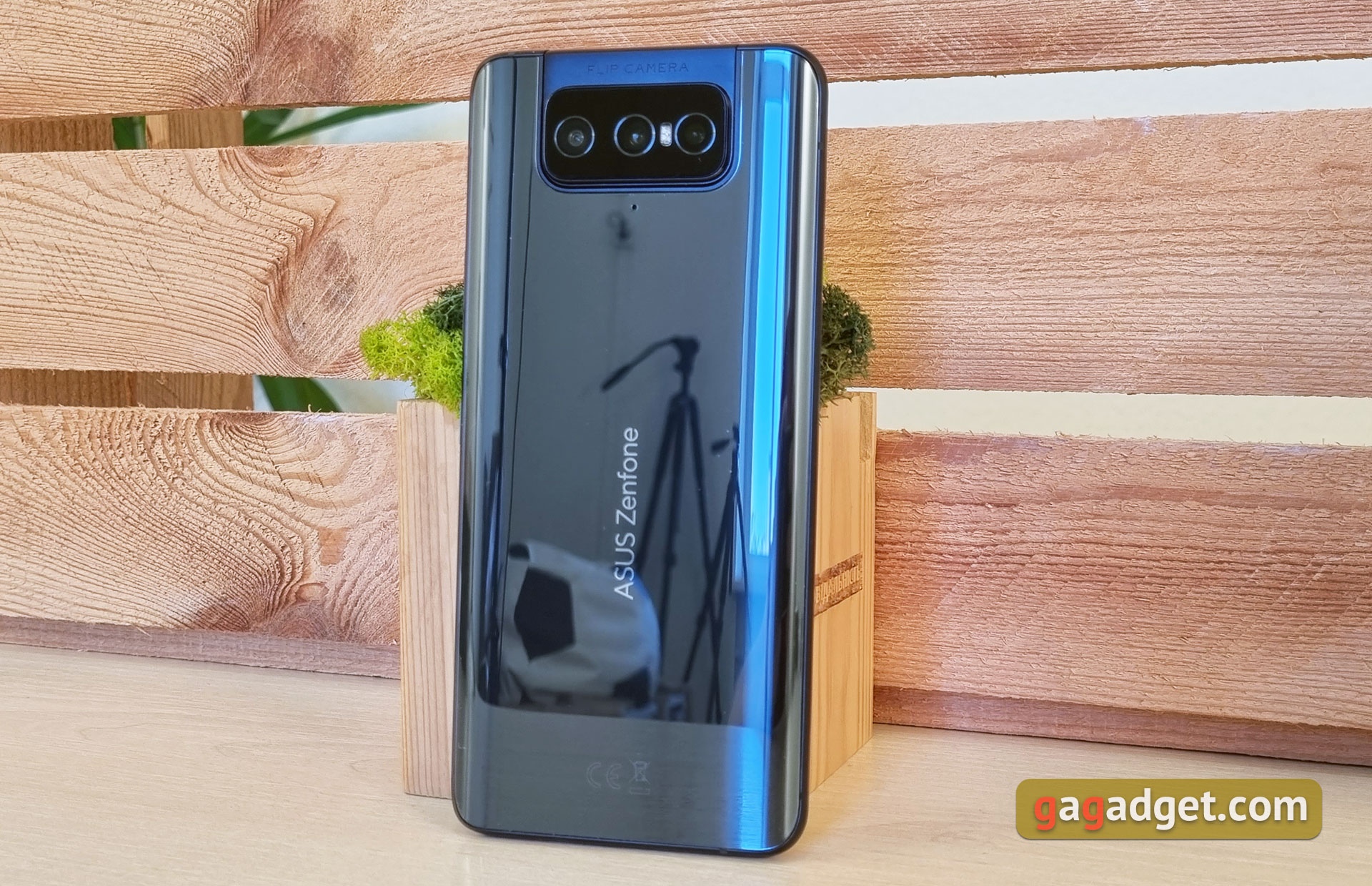 Обзор ASUS ZenFone 8 Flip: когда фронтальная камера на три объектива-24