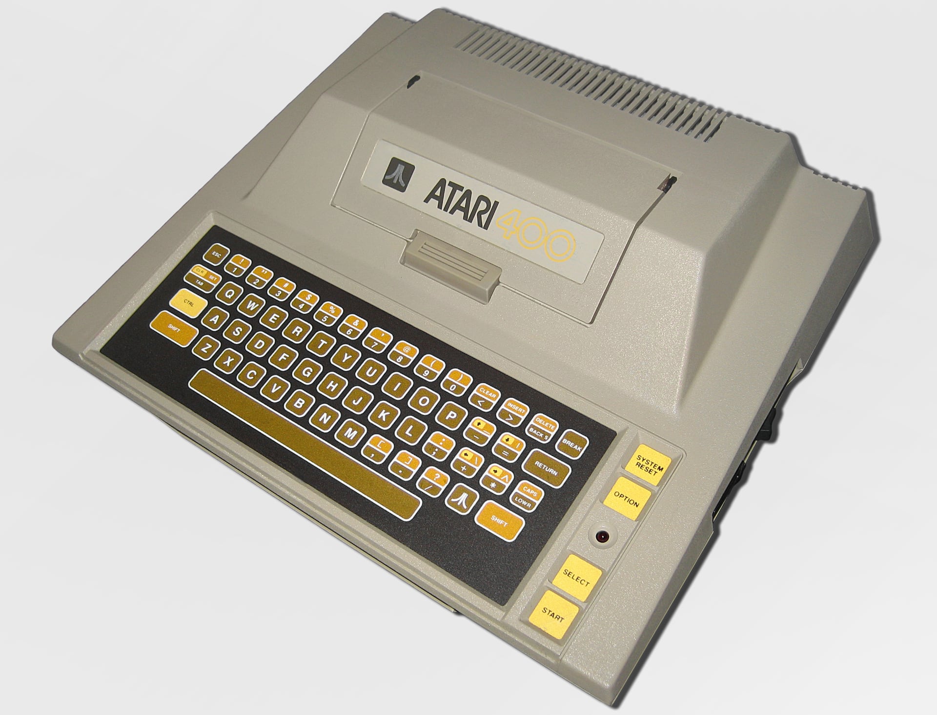 Atari 400 - Le premier ordinateur de Gary McKinnon, 14 ans