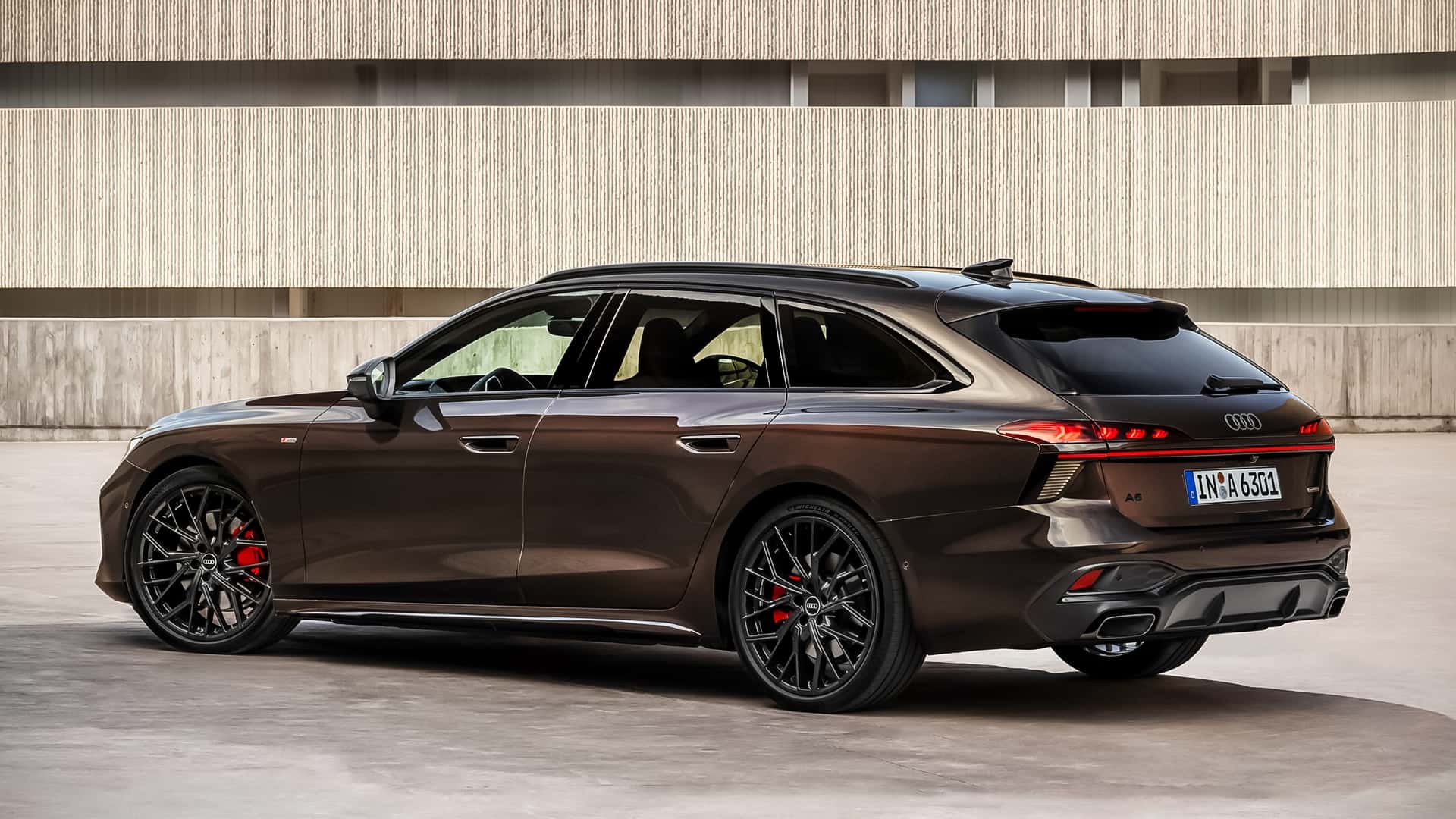 Audi A6 Avant 2025 - vue arrière