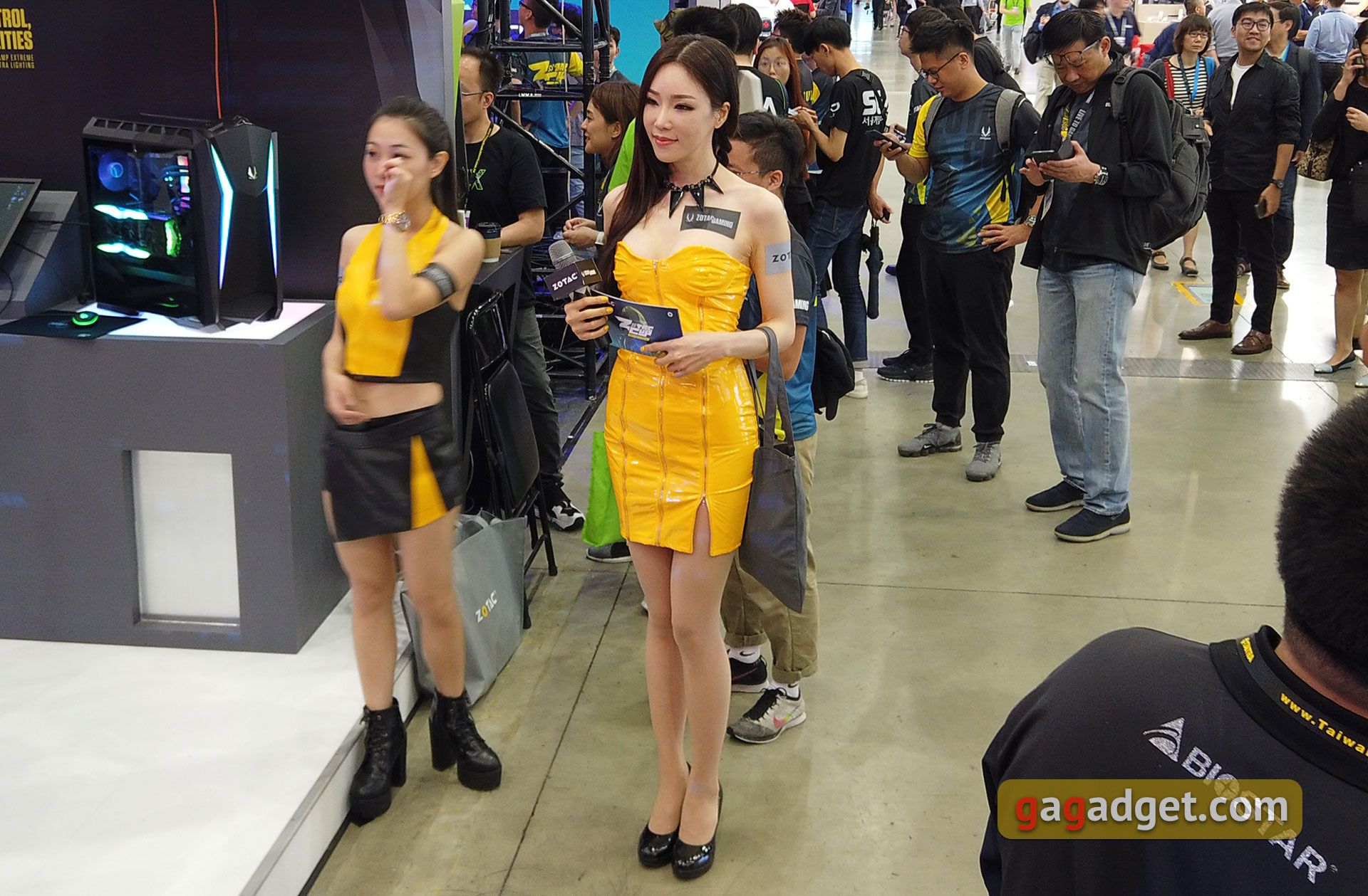 Computex 2019: праздник моддинга, красивых девушек и задротов-20