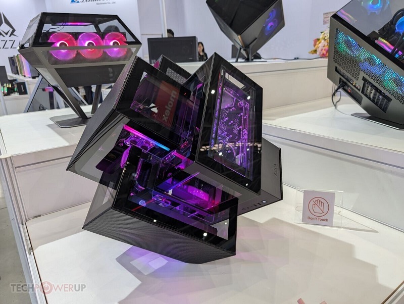 Інтер'єр Cube Case від Azza