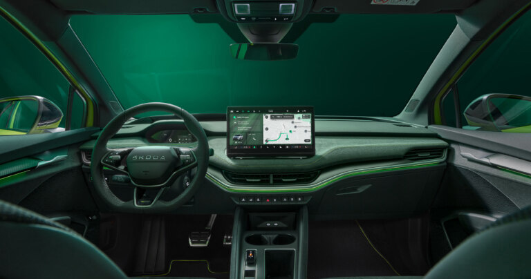 Front interior of the Skoda Elroq RS