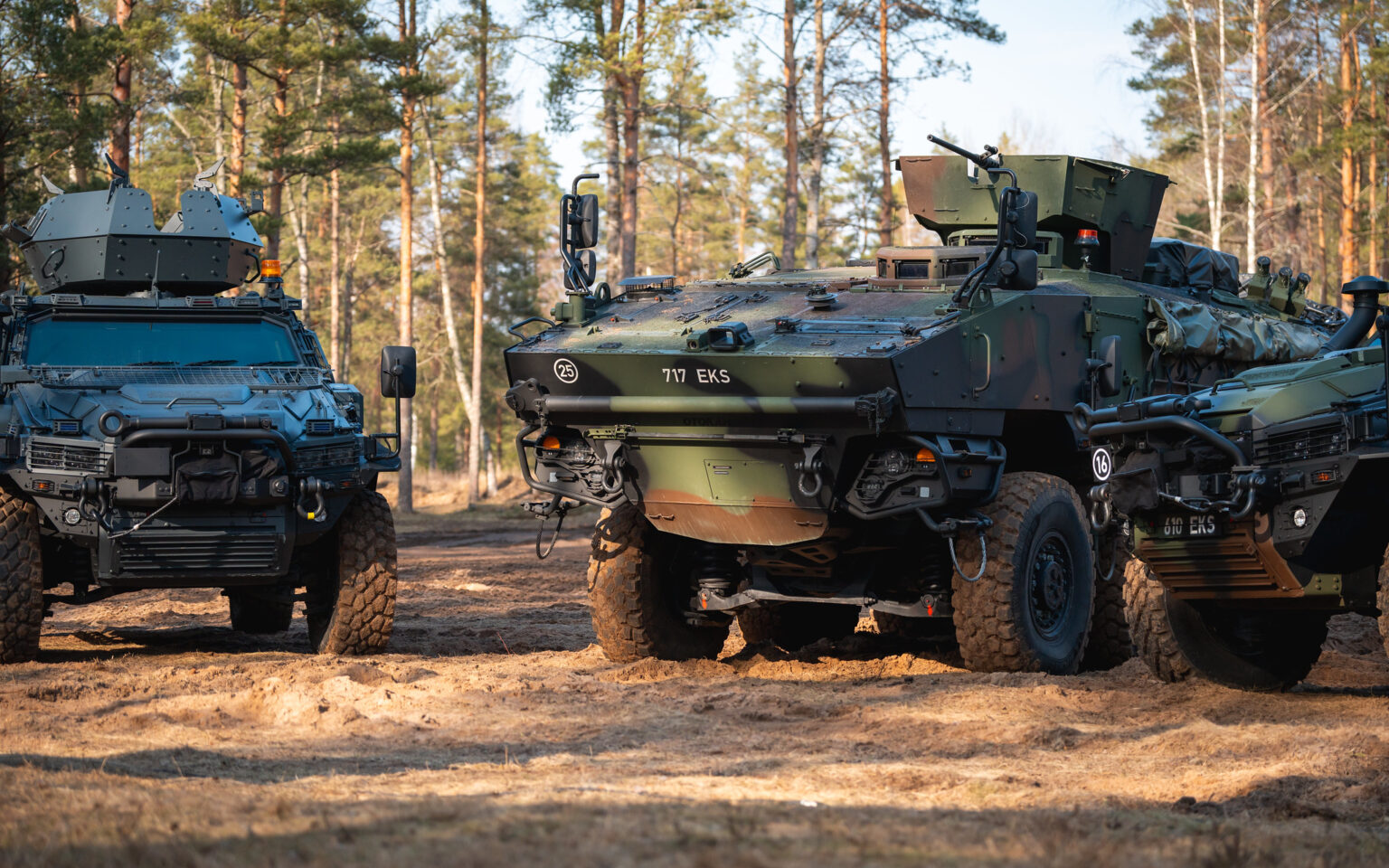 Arma 6×6 armoured personnel carriers and NMS armoured vehicles for the Estonian Defence Forces