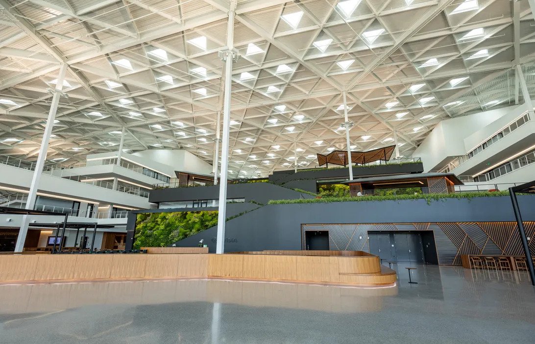 Dream Office: NVIDIA has opened its Voyager campus in California-3