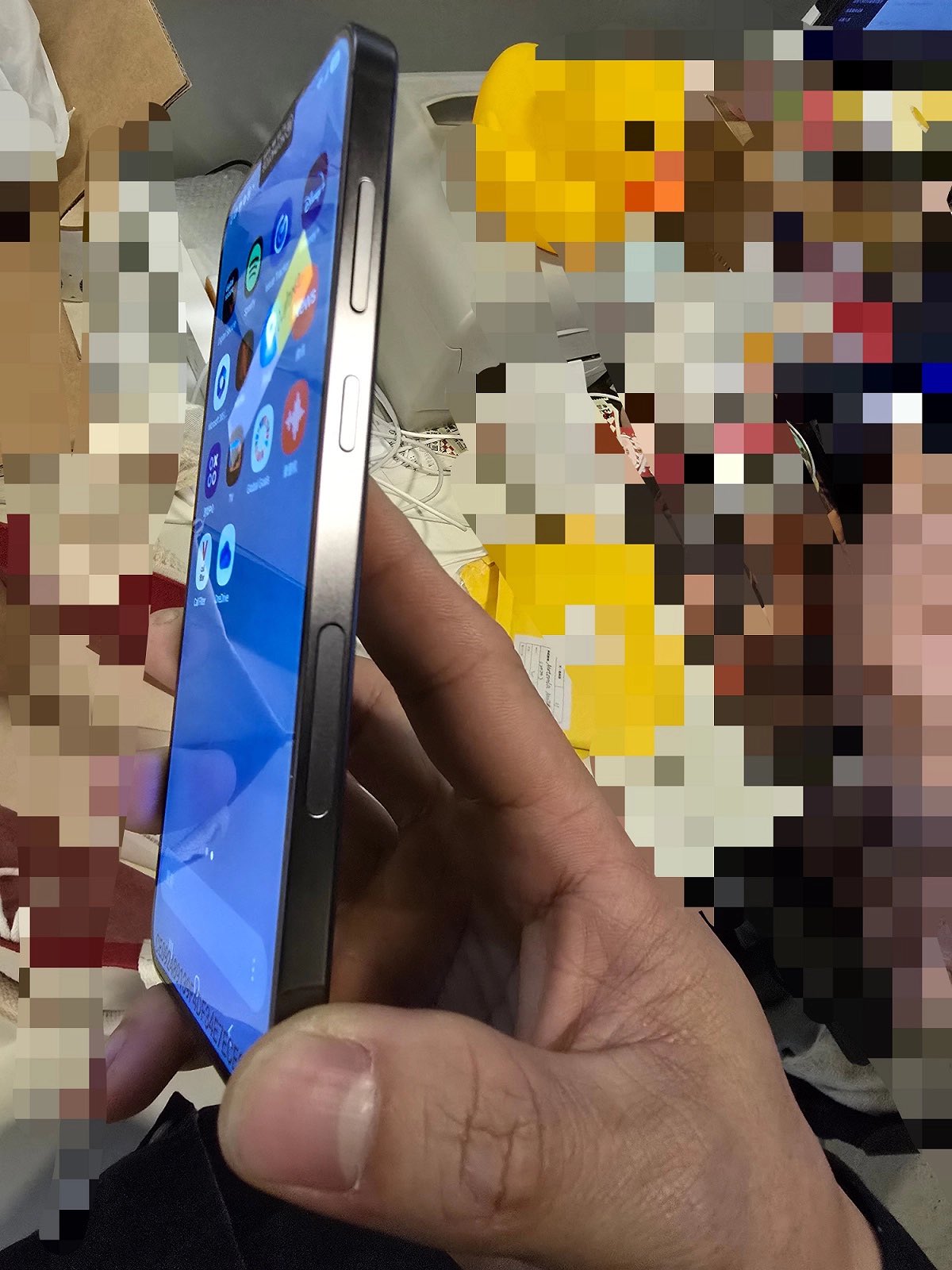Insider image of the Galaxy S25+ with a new mysterious detail on the front panel