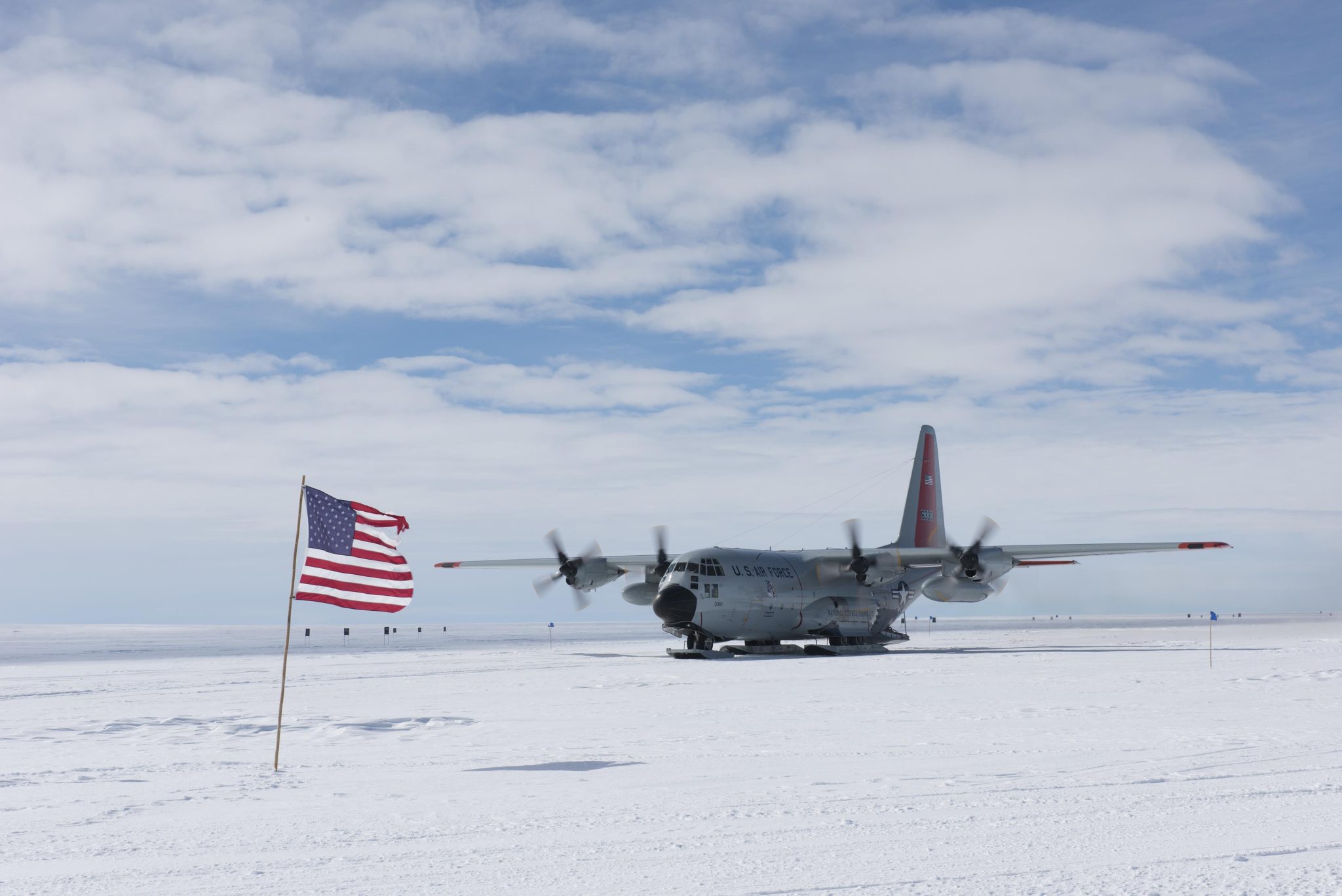 Літак C-130 Повітряних сил Національної гвардії Нью-Йорка в Гренландії