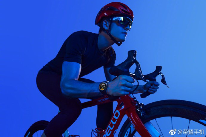 honor-watch-promo-picture-2.jpg
