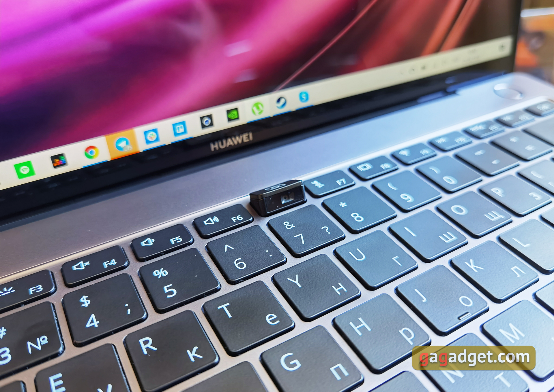 Обзор Huawei MateBook X Pro: флагманский ультрабук с великолепным дисплеем-33