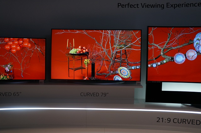 В поисках новых форм: павильон LG на IFA 2014 своими глазами