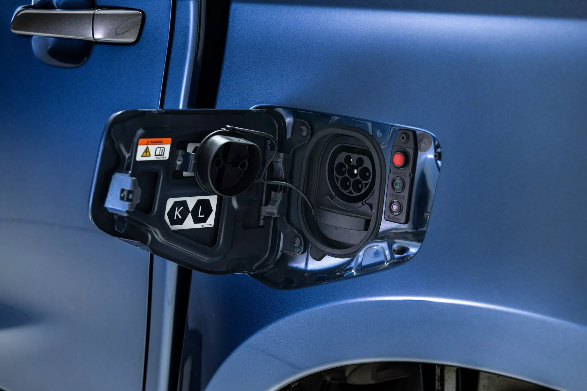 Зображення Isuzu D-Max EV з вантажем
