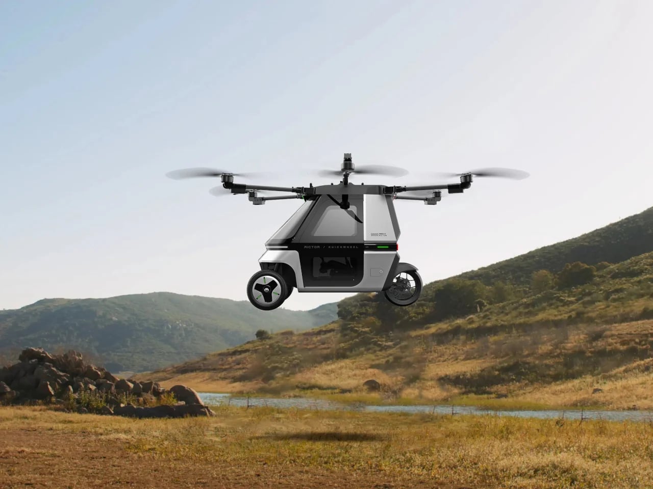Flying motorbike Kuickwheel Skyrider X6 in the air