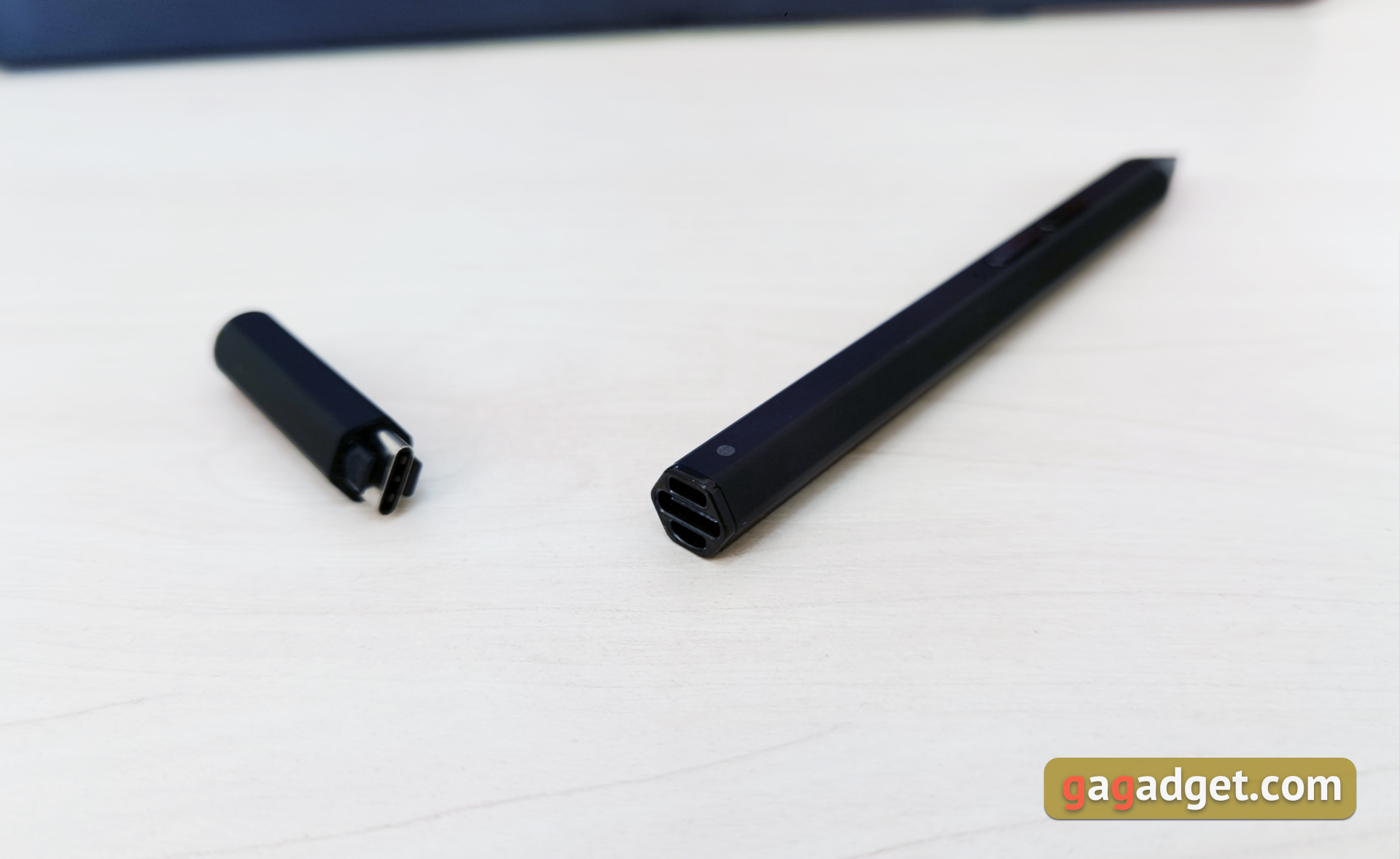 Обзор Lenovo ThinkPad X1 Fold: первый в мире портативный ПК с гибким дисплеем-43