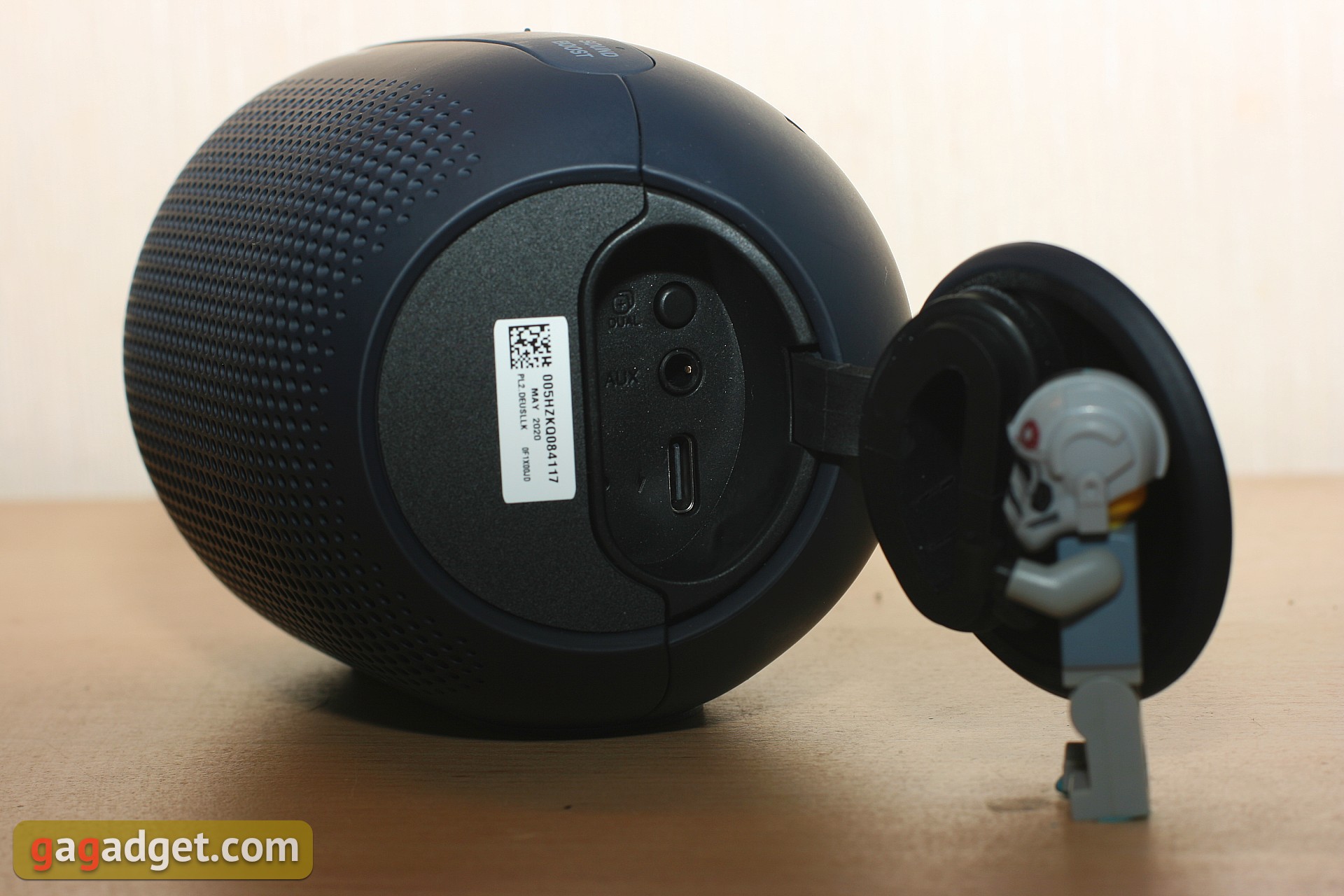 Обзор серии Bluetooth-колонок LG XBOOM Go: волшебная кнопка «Sound Boost»-19