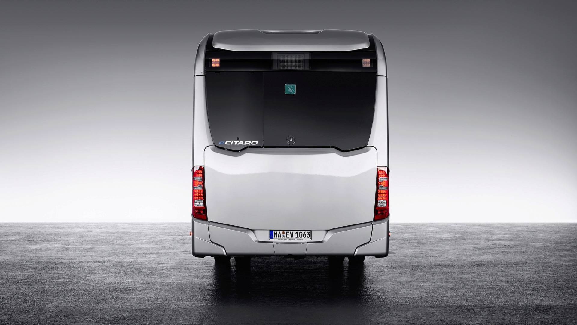 mercedes-benz-ecitaro (5).jpg