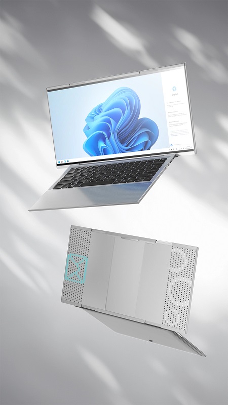 Écran de l'ordinateur portable Compal lorsqu'il est étendu