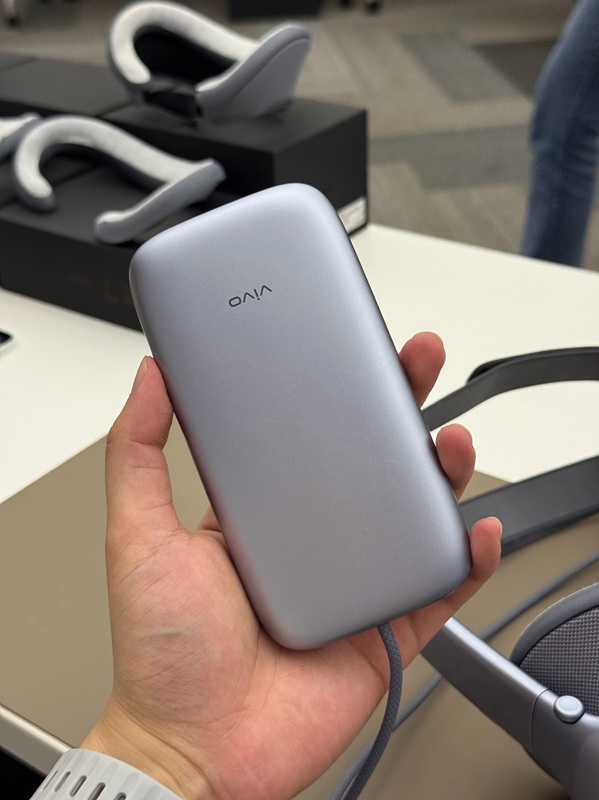 Функция отслеживания взгляда в Vivo Vision Discovery Edition
