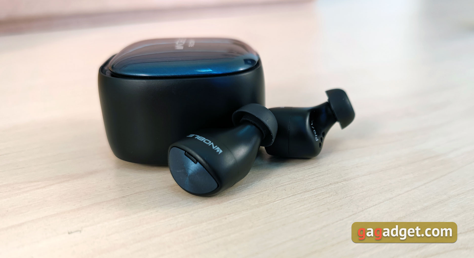 Обзор Noble Audio Falcon Pro: тёплый ламповый беспроводный звук-39
