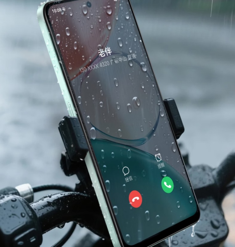 Honor Play 70 Plus - вид ззаду
