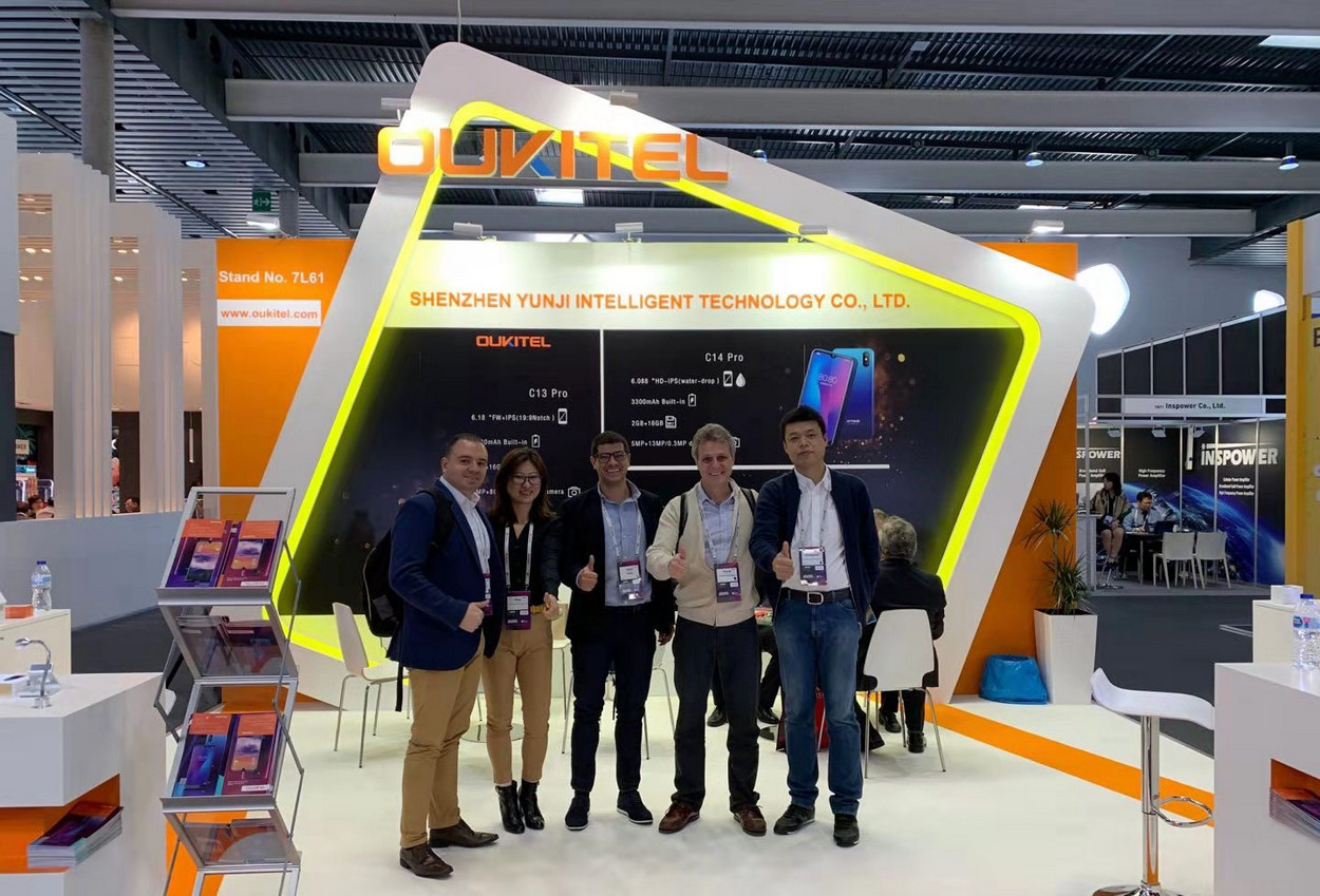 OUKITEL на MWC 2019: смартфоны с мощными аккумуляторами и модные бюджетники