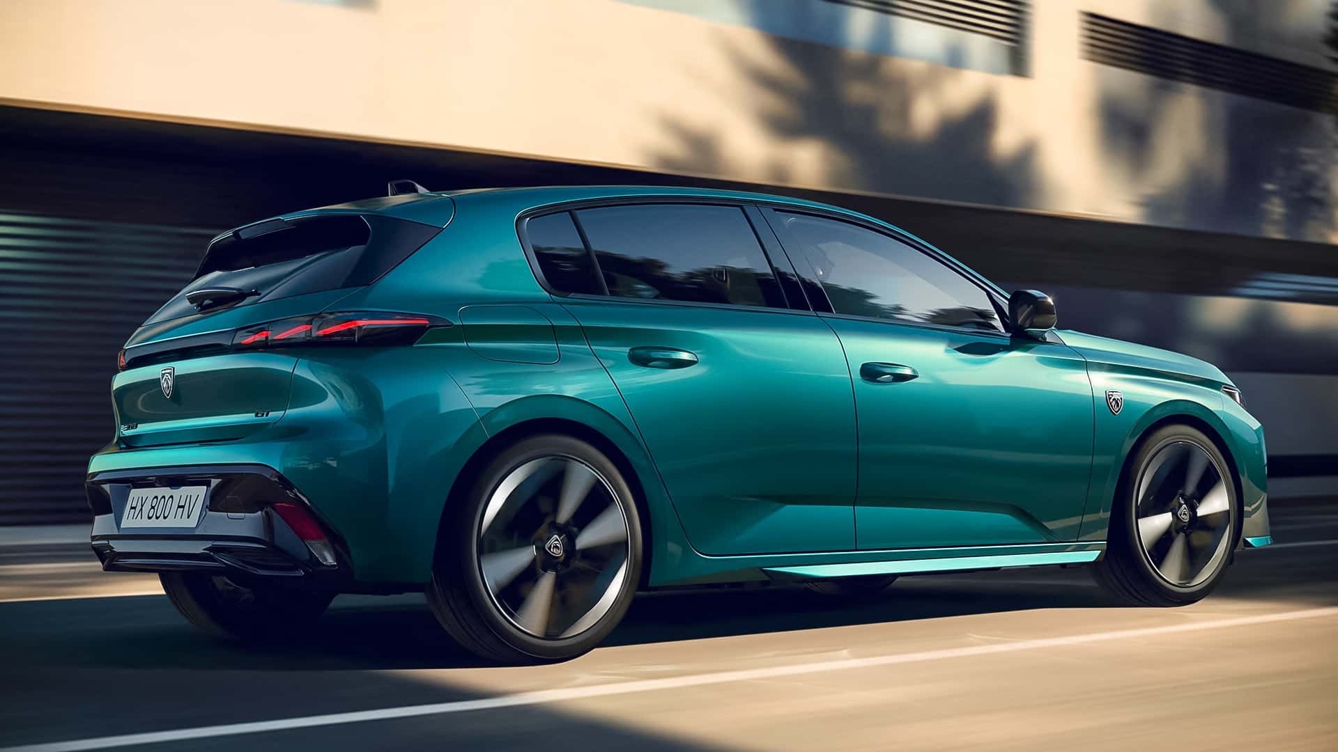 Обновленный Peugeot 308, дизайн спереди