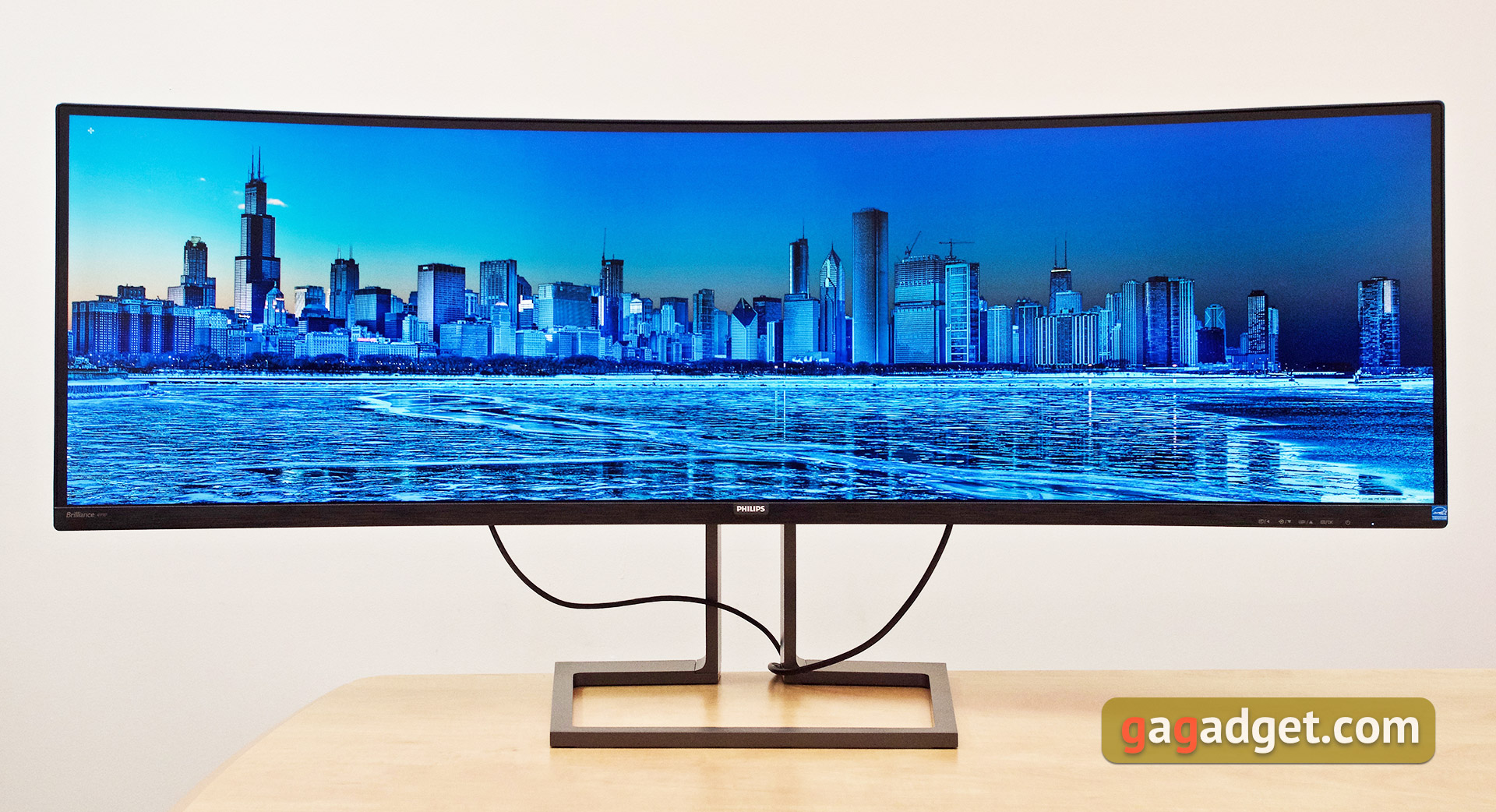 Обзор Philips Brilliance 499P9H: 49-дюймовый монитор-авианосец-2