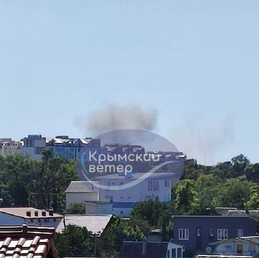 Des missiles ukrainiens détruisent le quartier général de la flotte russe de la mer Noire en Crimée-3