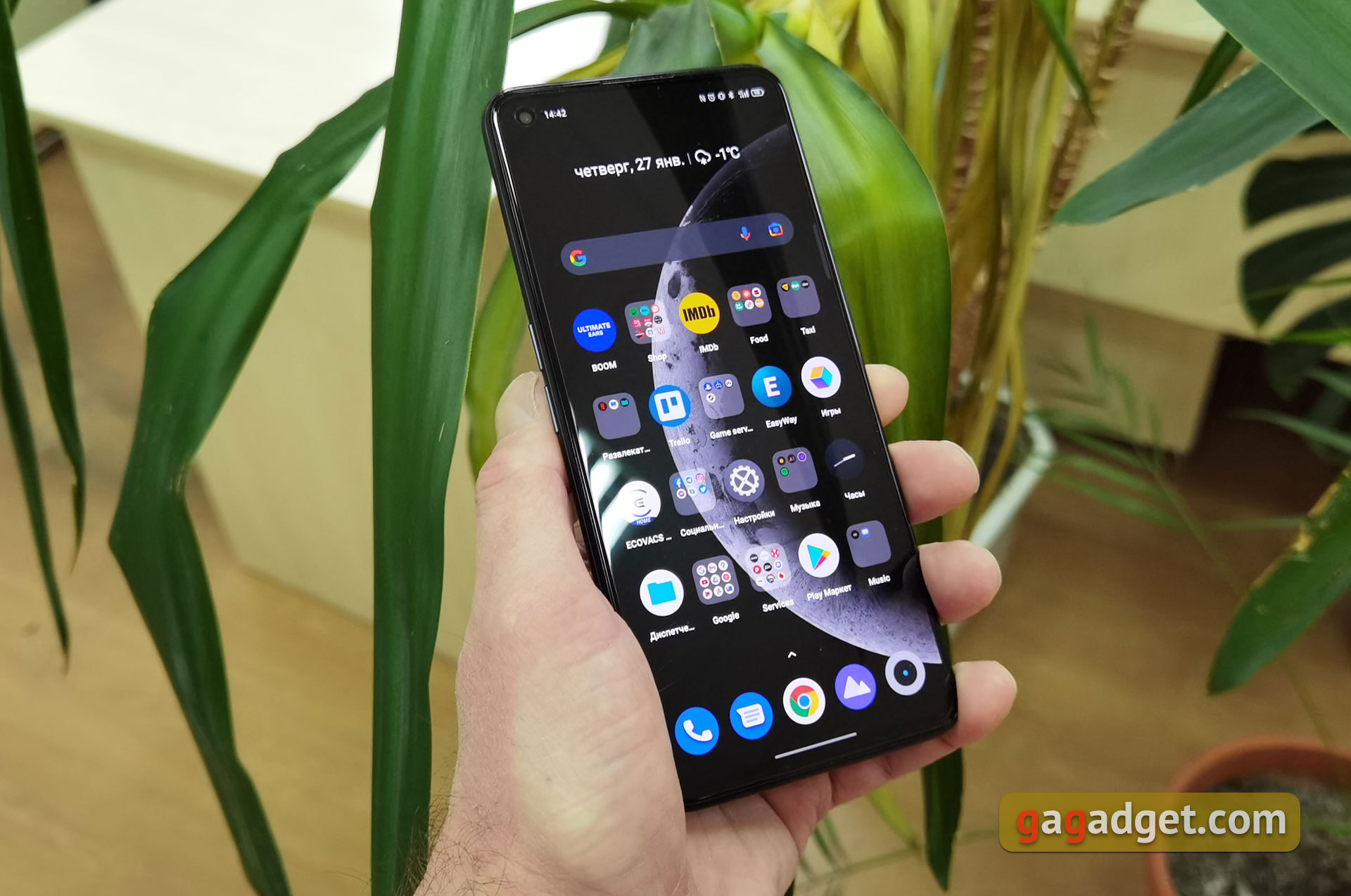 realme GT Neo 2 Review: 40 Minutes of Charging for 2 Days