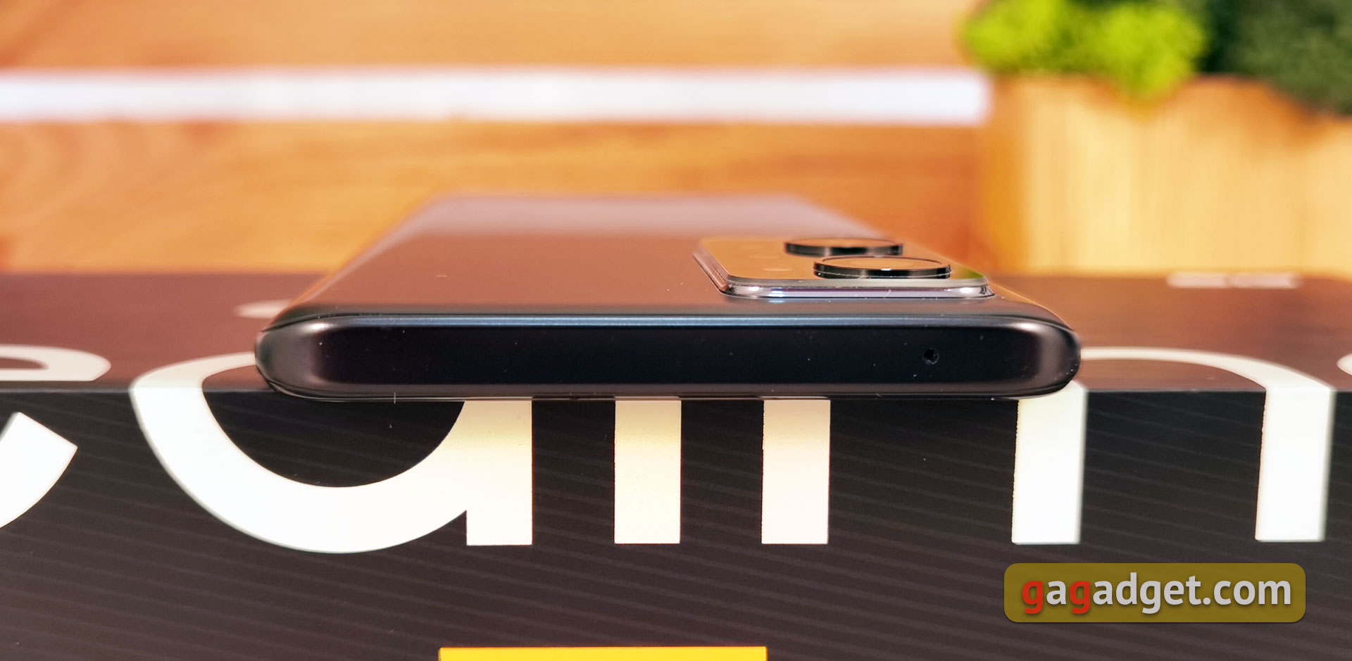 realme GT Neo 2 Review: 40 Minutes of Charging for 2 Days-13