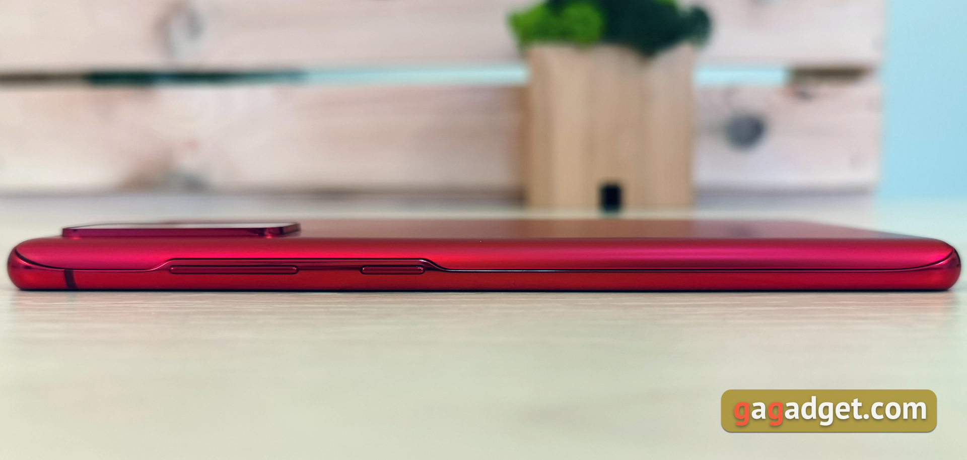 Обзор Samsung Galaxy S20 FE: фан-клубный флагман-5
